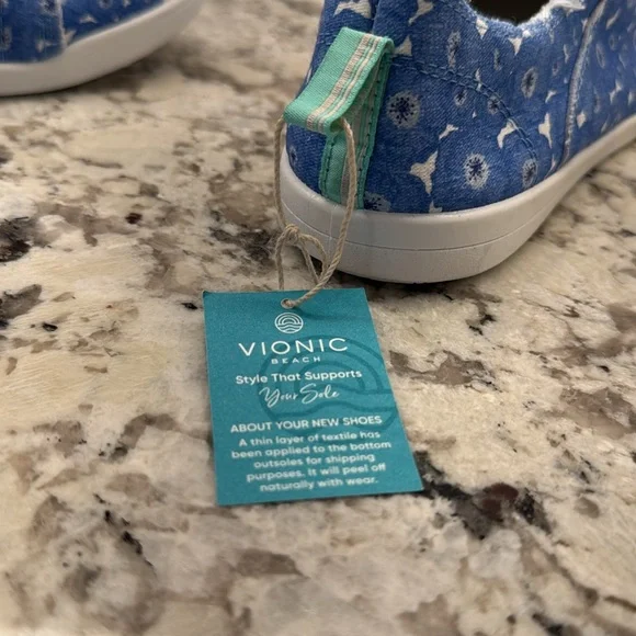 NWT Vionic Beachy Sneakers - Size 7 - Picture 6 of 6
